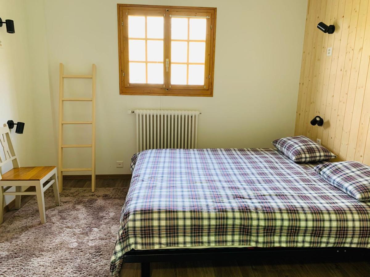 Freeride Hostel Ле Крозе Екстериор снимка