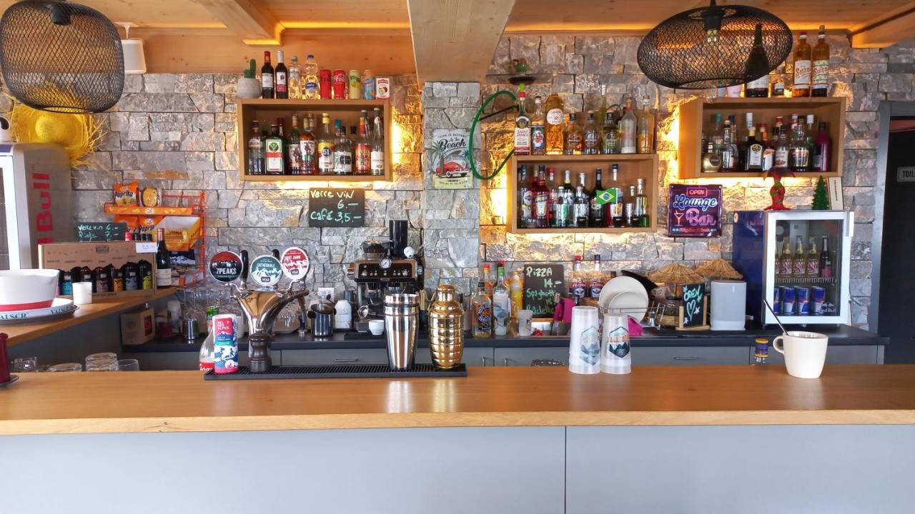 Freeride Hostel Ле Крозе Екстериор снимка